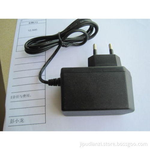 12V 0.5A 6W universal switching power adapter, 6W with UL, CE, RoHS certificatesNew